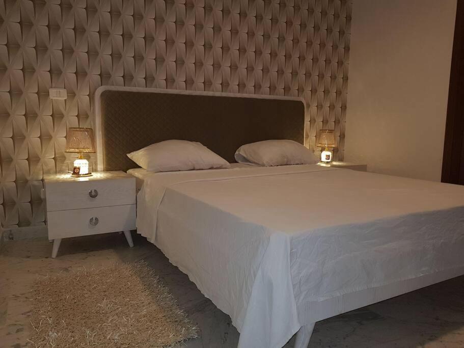 Lovely Apartment Near Tunis Mall - Lac2 Tunis Eksteriør bilde